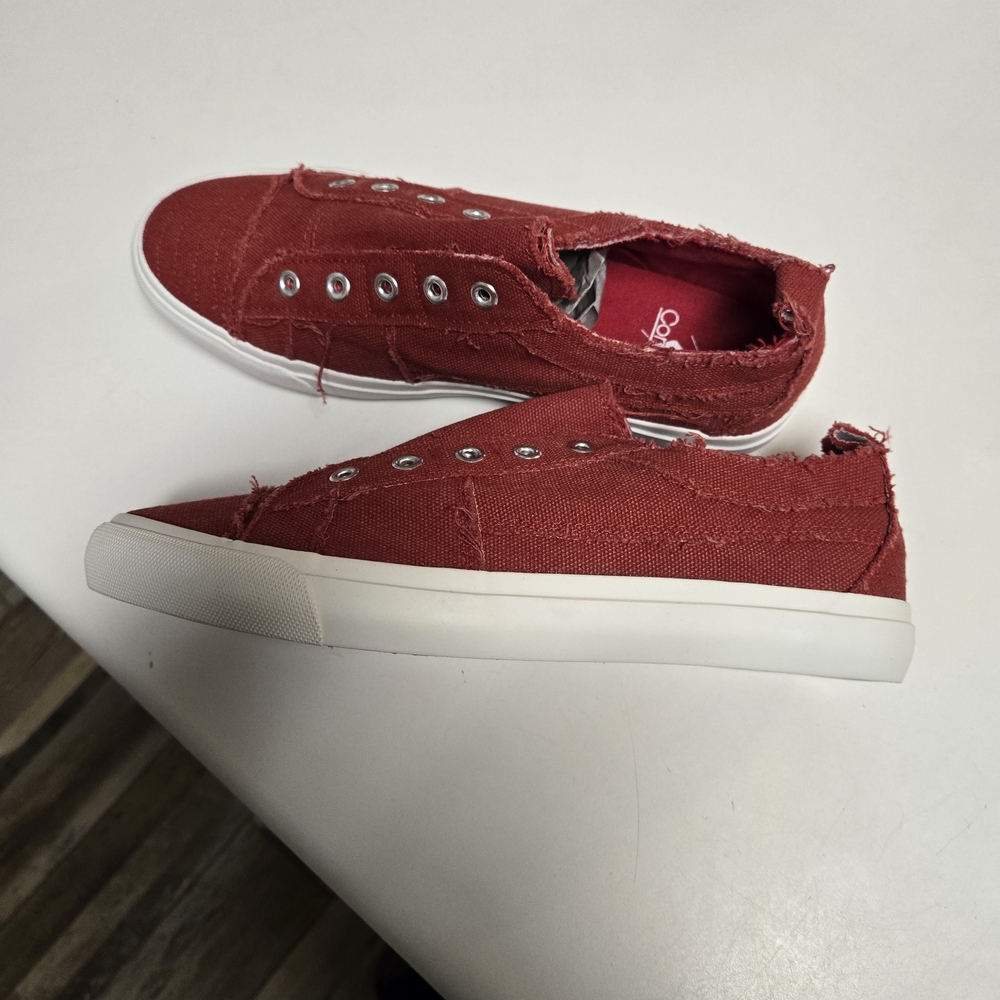 Corkys Babalu Canvad Red Sneakers, New Without Box - Picture 2 of 6